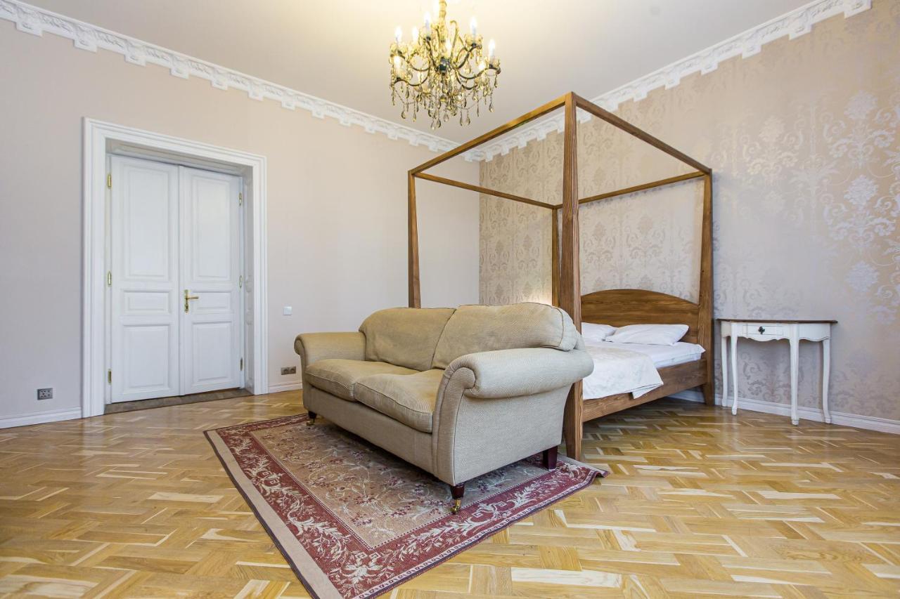 Австрійська Квартира В Центрі На Вулиці Михальчука 5 Lviv Exterior photo